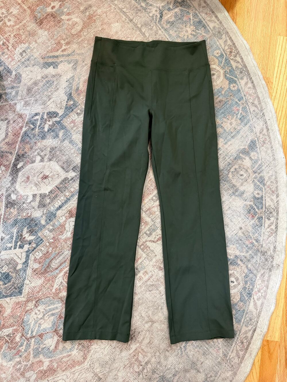 Athleta EUC Delancey Straight Leg Pant Leggings in Green, Sz Large, MP $109